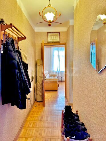 Satılır 2 otaqlı köhnə tikili 40 m², Qara Qarayev m., photo 6 from 13
