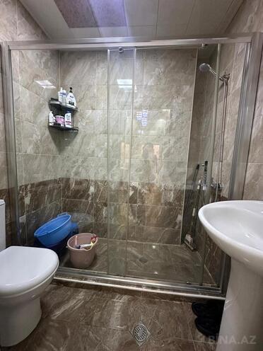 Satılır 2 otaqlı köhnə tikili 71 m², Qara Qarayev m., photo 12 from 13
