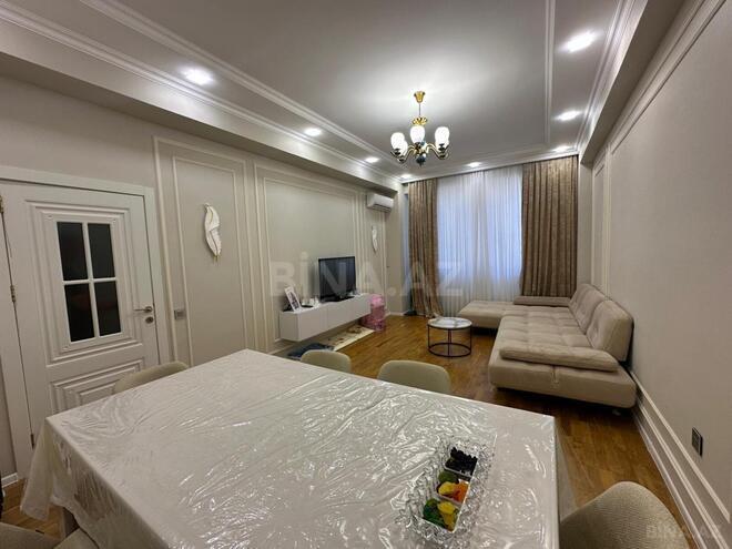 Satılır 2 otaqlı köhnə tikili 71 m², Qara Qarayev m., photo 3 from 13