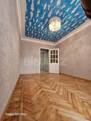 Satılır 2 otaqlı köhnə tikili 60 m², İnşaatçılar m., photo 4 from 15