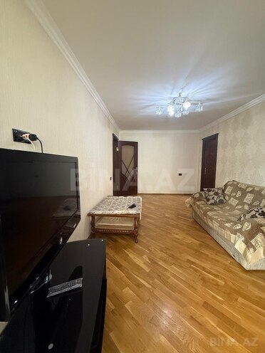 İcarəyə verilir 2 otaqlı köhnə tikili 65 m², Gənclik m., photo 1 from 15