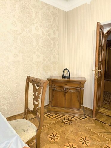 Продаётся 5-комн. вторичка 160 м², Насиминский  р., photo 14 from 31