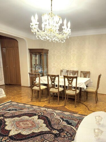 Продаётся 5-комн. вторичка 160 м², Насиминский  р., photo 6 from 31