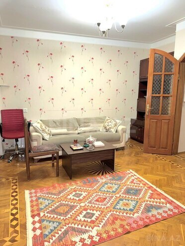 Продаётся 5-комн. вторичка 160 м², Насиминский  р., photo 12 from 31