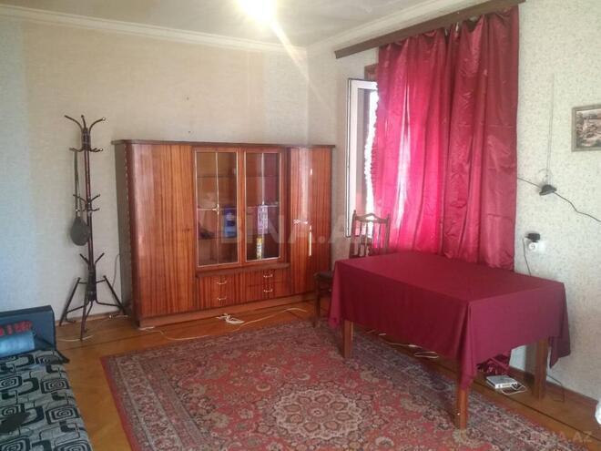 Сдаётся 2-комн. вторичка 40 м², м. Низами, photo 1 from 6