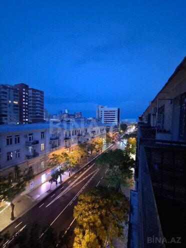 İcarəyə verilir 2 otaqlı köhnə tikili 60 m², 28 May m., photo 18 from 19
