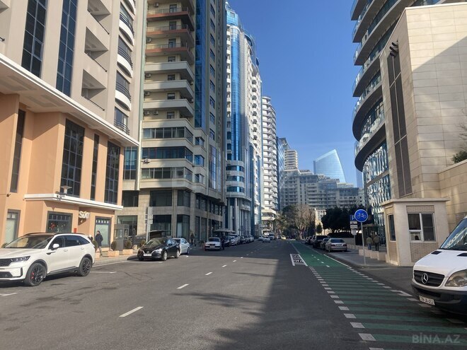 Satılır 4 otaqlı yeni tikili 261 m², 28 May m., photo 18 from 20