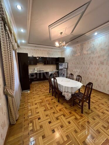 İcarəyə verilir 10 otaqlı həyət evi/bağ evi 700 m², Qara Qarayev m., photo 16 from 31