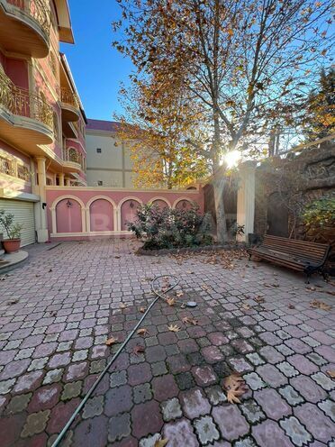 İcarəyə verilir 10 otaqlı həyət evi/bağ evi 700 m², Qara Qarayev m., photo 4 from 31
