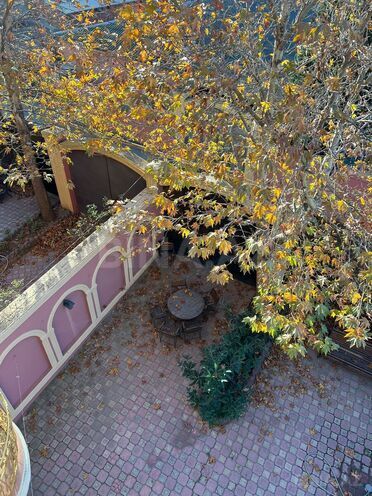 İcarəyə verilir 10 otaqlı həyət evi/bağ evi 700 m², Qara Qarayev m., photo 29 from 31