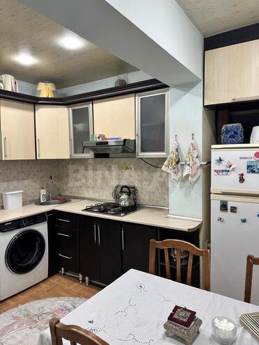 Satılır 2 otaqlı köhnə tikili 45 m², İnşaatçılar m., photo 8 from 14