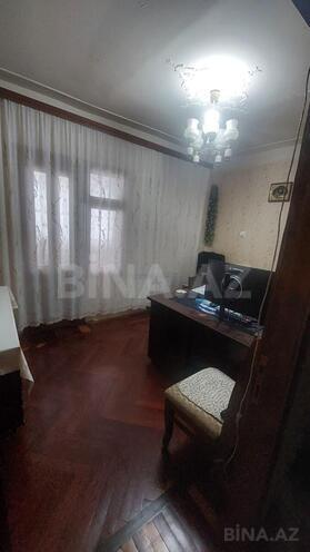 Продаётся 4-комн. вторичка 100 м², м. Элмляр Академиясы, photo 8 from 14