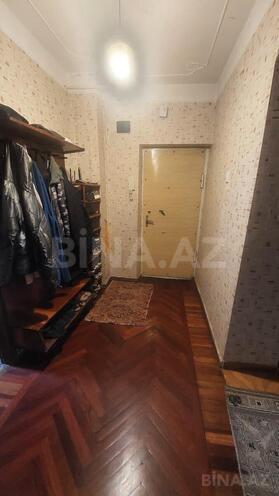 Продаётся 4-комн. вторичка 100 м², м. Элмляр Академиясы, photo 7 from 14