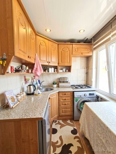 Satılır 1 otaqlı köhnə tikili 35 m², Elmlər Akademiyası m., photo 5 from 8