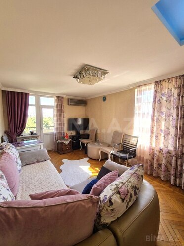 Satılır 1 otaqlı köhnə tikili 35 m², Elmlər Akademiyası m., photo 1 from 8