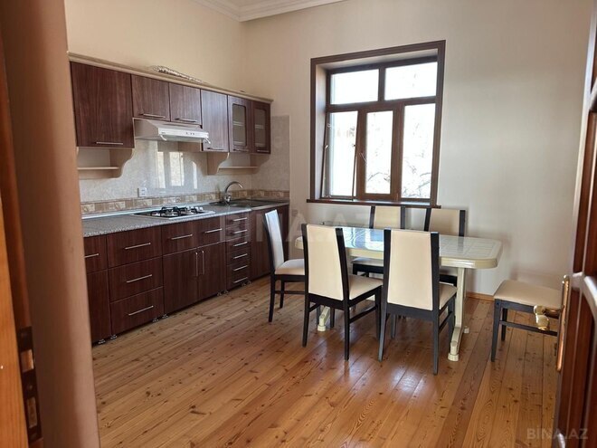Продаётся 6-комн. дом/дача 270 м², photo 5 from 15