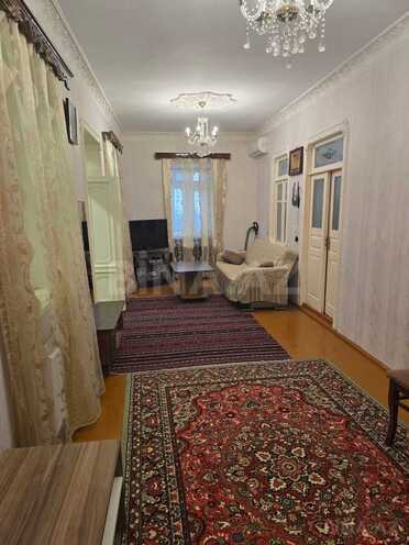 İcarəyə verilir 2 otaqlı həyət evi/bağ evi 60 m², Yasamal q., photo 1 from 8