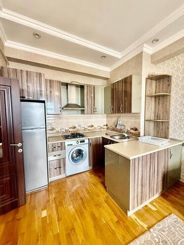 Сдаётся 2-комн. новостройка 50 м², м. Нефтчиляр, photo 4 from 9