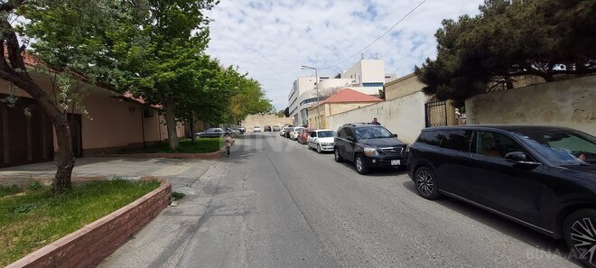 Satılır 8 otaqlı həyət evi/bağ evi 400 m², Badamdar q., photo 3 from 18