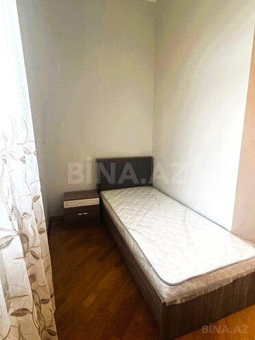 Сдаётся 3-комн. вторичка 70 м², Насиминский  р., photo 18 from 19