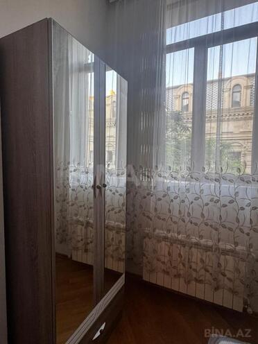 Сдаётся 3-комн. вторичка 70 м², Насиминский  р., photo 9 from 19