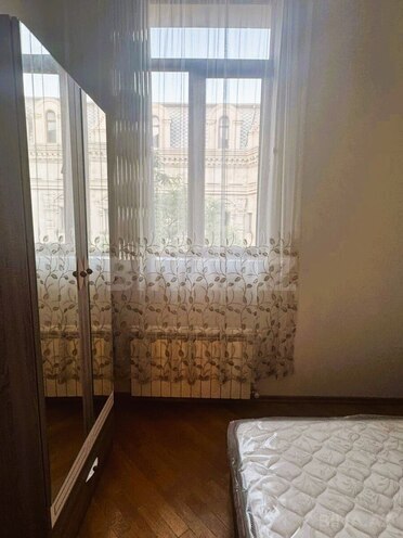 Сдаётся 3-комн. вторичка 70 м², Насиминский  р., photo 7 from 19
