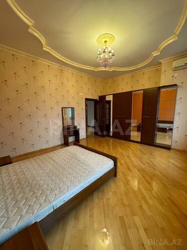 Продаётся 7-комн. дом/дача 500 м², пос. Бадамдар, photo 11 from 32