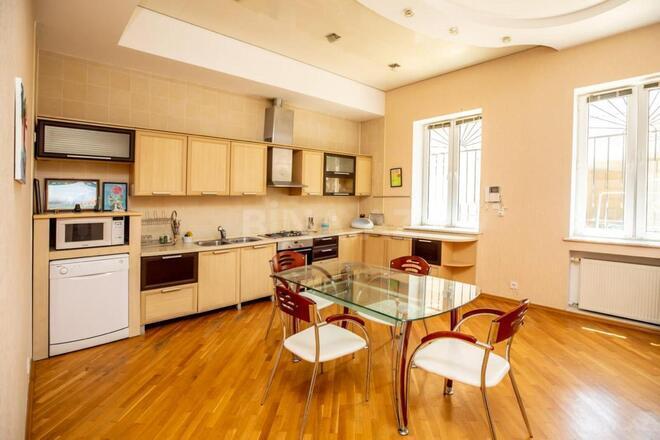 Продаётся 7-комн. дом/дача 500 м², пос. Бадамдар, photo 9 from 32