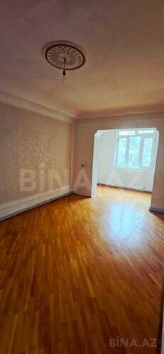 Satılır 3 otaqlı köhnə tikili 62 m², Neftçilər m., photo 1 from 10