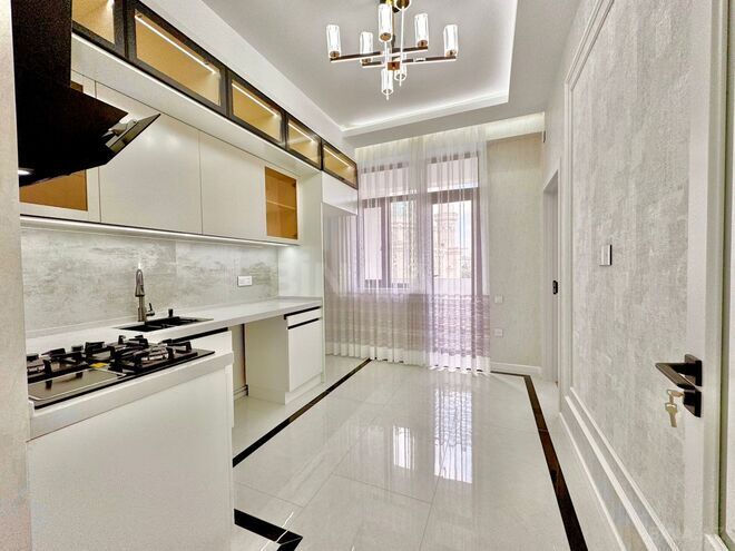 Продаётся 3-комн. новостройка 90 м², м. Нефтчиляр, photo 3 from 16