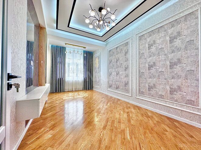 Продаётся 3-комн. новостройка 90 м², м. Нефтчиляр, photo 1 from 16
