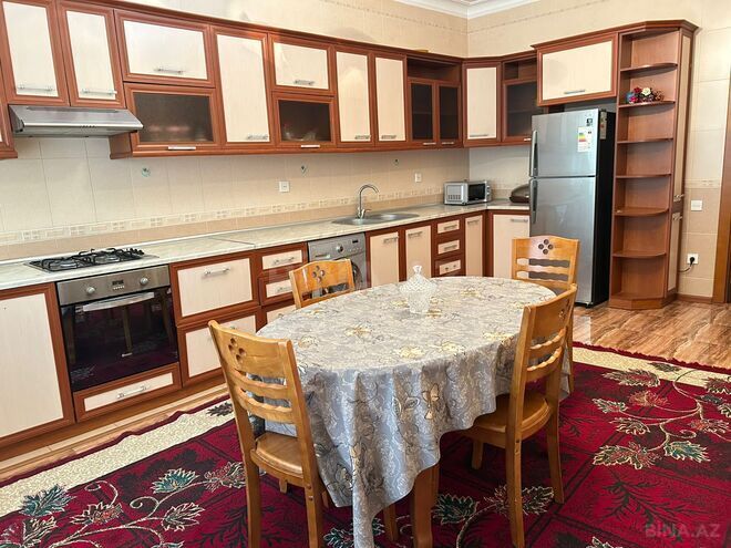 İcarəyə verilir 3 otaqlı yeni tikili 150 m², 28 May m., photo 5 from 18