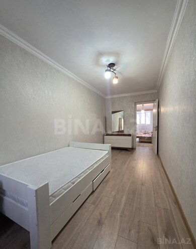 Продаётся 2-комн. вторичка 55 м², м. Иншаатчылар, photo 3 from 12
