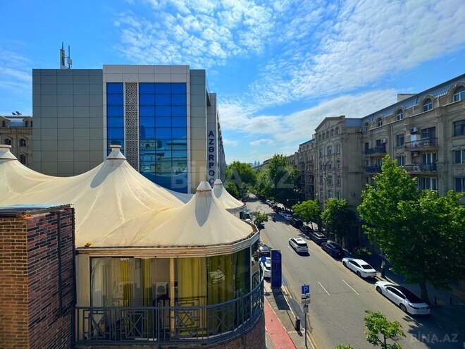 Satılır 3 otaqlı köhnə tikili 98.6 m², Sahil m., photo 13 from 32