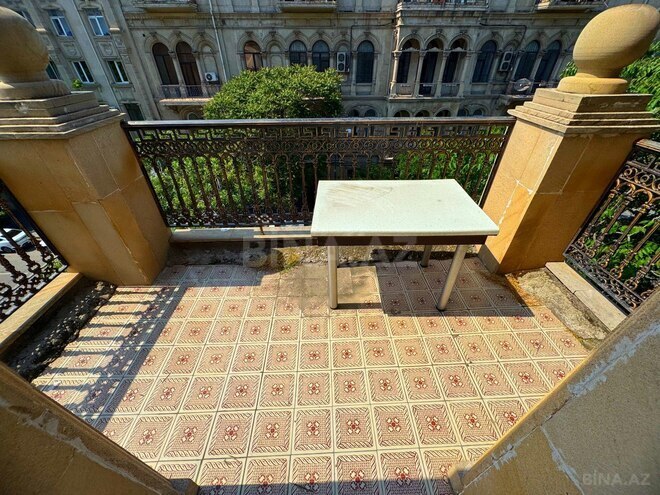 Satılır 3 otaqlı köhnə tikili 98.6 m², Sahil m., photo 5 from 32
