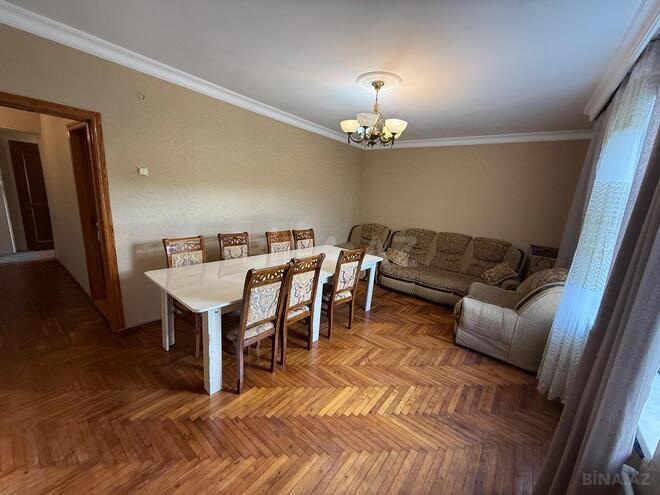 Satılır 3 otaqlı köhnə tikili 65 m², Həzi Aslanov m., photo 1 from 16