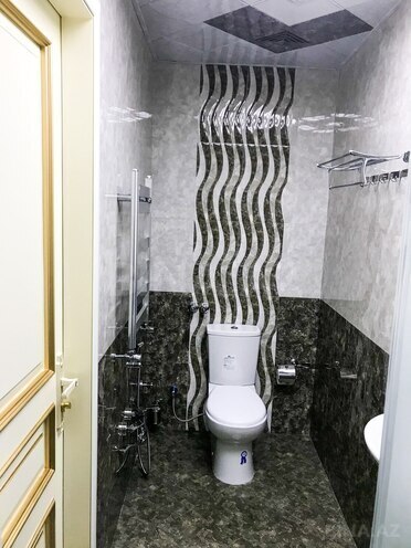 Сдаётся 3-комн. новостройка 110 м², м. Нефтчиляр, photo 16 from 19