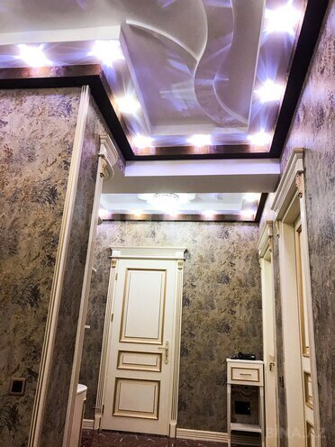 Сдаётся 3-комн. новостройка 110 м², м. Нефтчиляр, photo 15 from 19