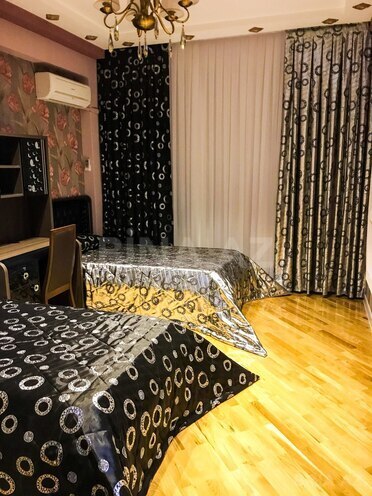Сдаётся 3-комн. новостройка 110 м², м. Нефтчиляр, photo 11 from 19