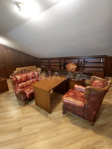 Satılır 7 otaqlı köhnə tikili 360 m², Sahil m., photo 13 from 21