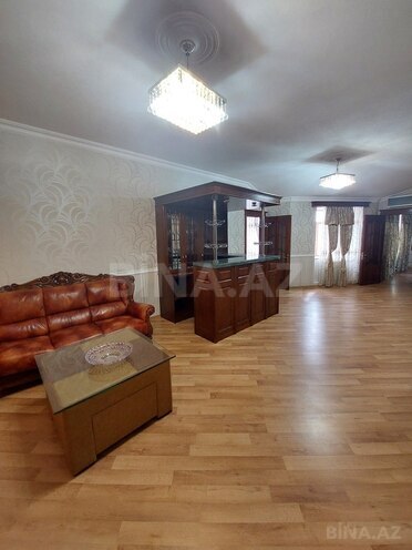 Satılır 7 otaqlı köhnə tikili 360 m², Sahil m., photo 12 from 21