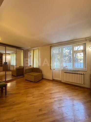 Satılır 3 otaqlı köhnə tikili 70 m², Elmlər Akademiyası m., photo 3 from 17