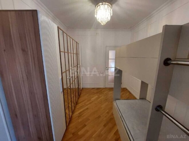 Сдаётся 3-комн. вторичка 105 м², м. Низами, photo 12 from 18