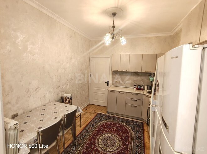 Satılır 2 otaqlı köhnə tikili 75 m², Azadlıq Prospekti m., photo 14 from 24