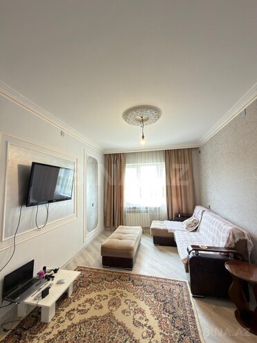 Продаётся 2-комн. вторичка 65 м², м. Ахмедлы, photo 1 from 9