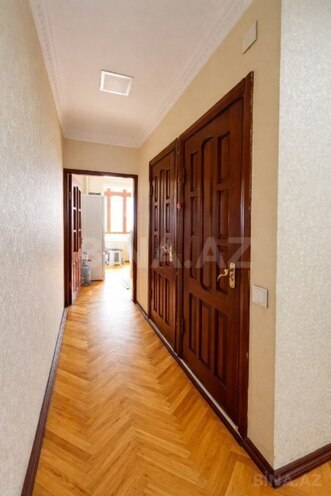 Продаётся 5-комн. вторичка 130 м², м. 20 января, photo 9 from 15