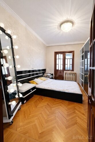 Продаётся 5-комн. вторичка 130 м², м. 20 января, photo 6 from 15