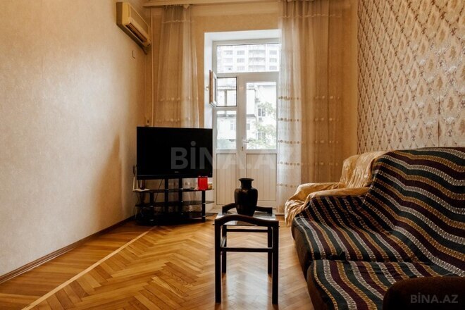 İcarəyə verilir 2 otaqlı köhnə tikili 55 m², 28 May m., photo 6 from 14