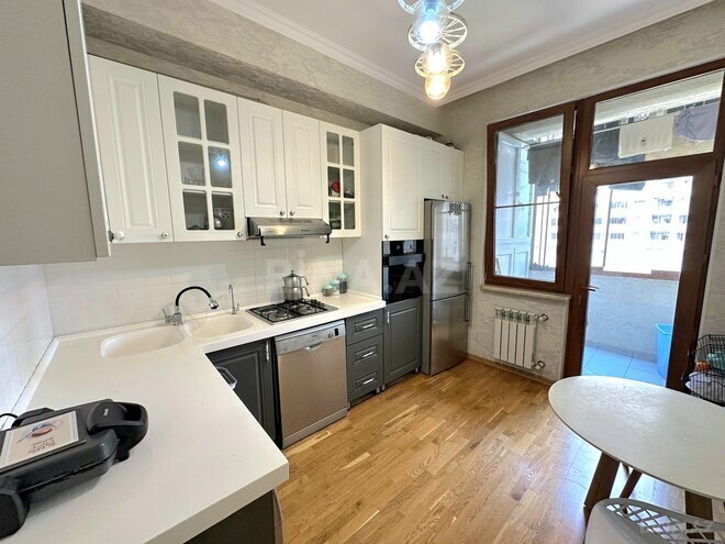 Продаётся 3-комн. новостройка 86 м², м. Кара Караев, photo 10 from 20