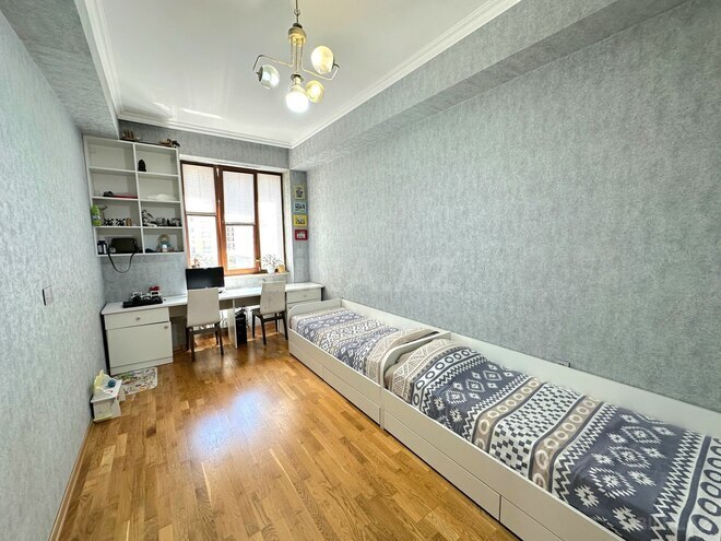 Продаётся 3-комн. новостройка 86 м², м. Кара Караев, photo 3 from 20